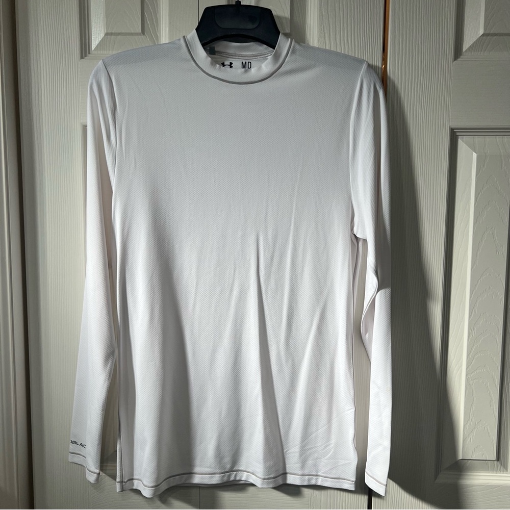 Under Armour Men’s M Long-Sleeve Fitted Performance Shirt Cold Black quick dry
